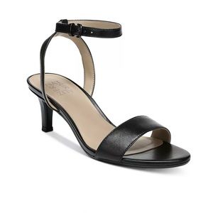 Naturalizer Hattie Black Leather Low Heels Sz 9.5